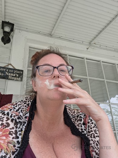 Lady Lynn's main photo