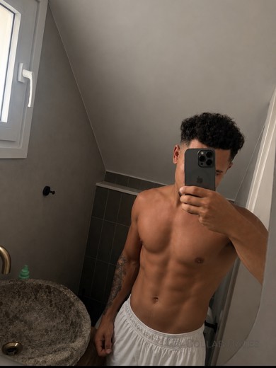 James's main photo