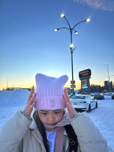 Tiffany Moon's photo