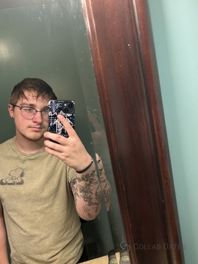 Divine winters's main photo