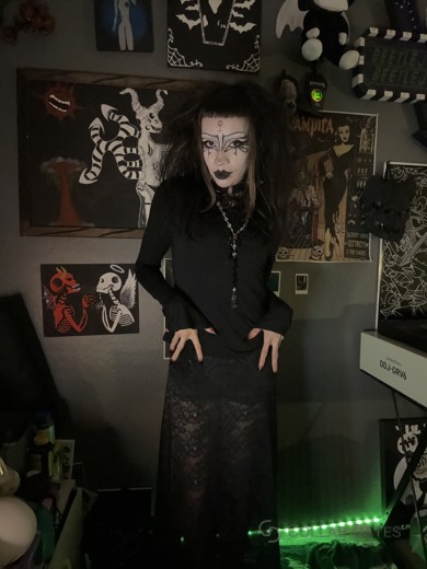 Gothbabii's photo