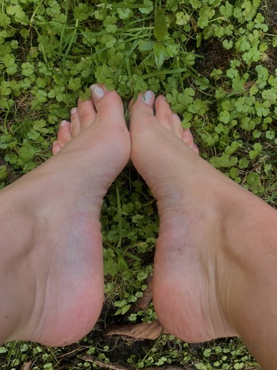 barefootlavendar's photo